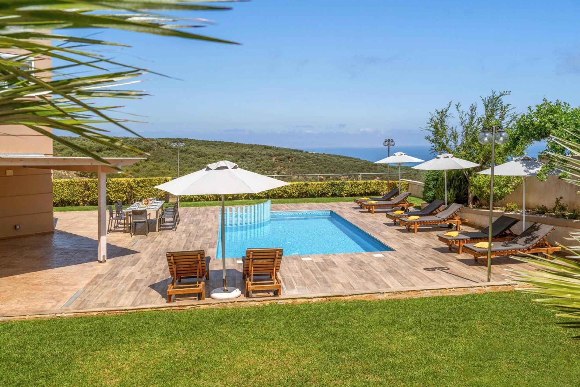 Villa Ariella With Sea View Агия-Марина Экстерьер фото