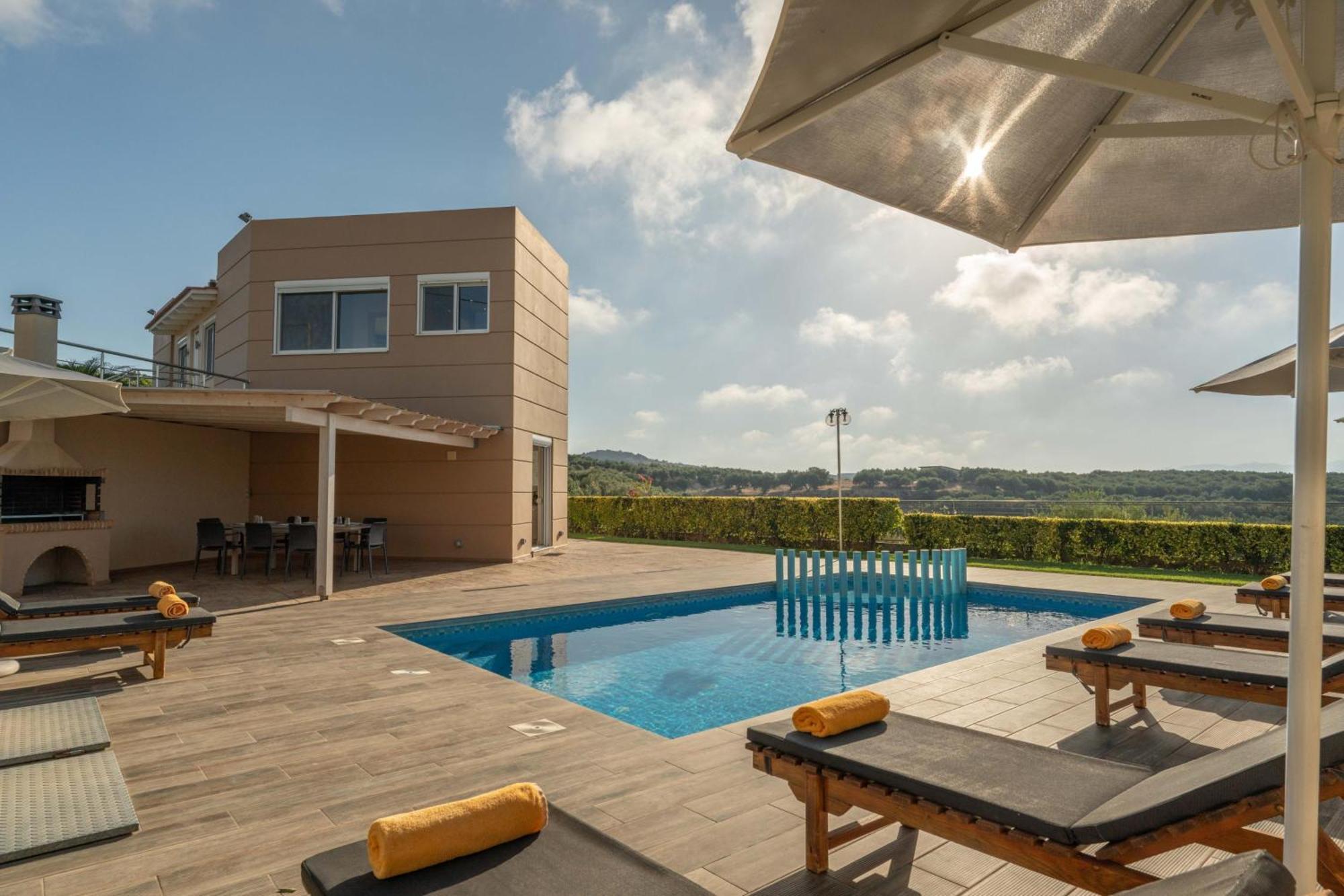 Villa Ariella With Sea View Агия-Марина Экстерьер фото